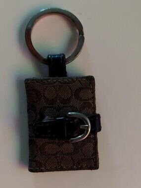 Coach mini wallet design key chain